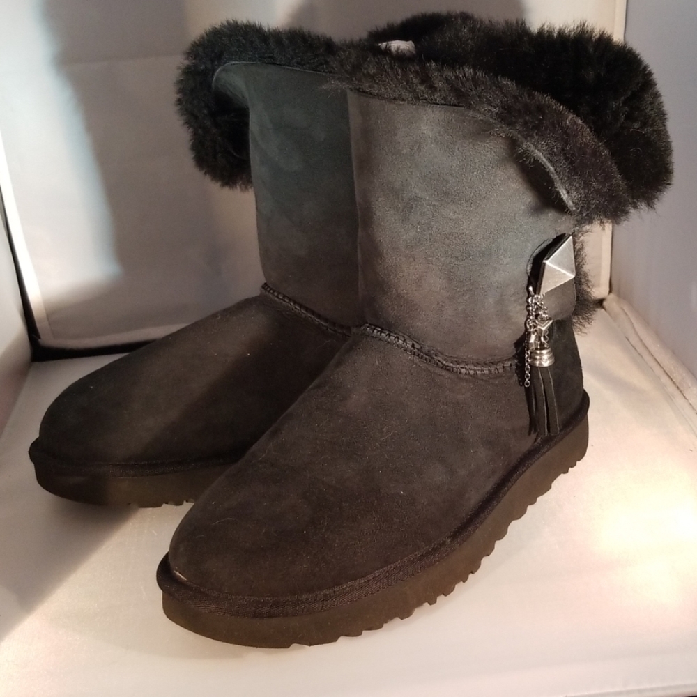 Uggs boots  size 7 women's